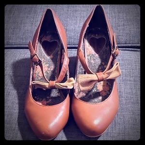 Shelly's London tan Mary Janes